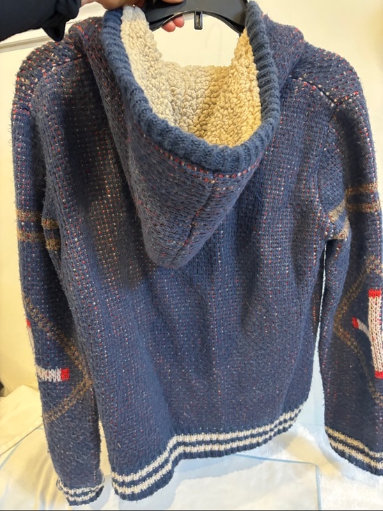 Aeropostale Navy Hooded Zip Cardigan with Red Accent Pattern - Picture 2 of 6